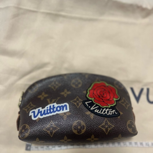 LUIS VUITTON COSMETIC POUCH LIMITED EDITION - Picture 5 of 7